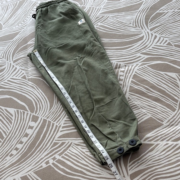 REVERB men’s joggers olive green - Picture 6 of 9
